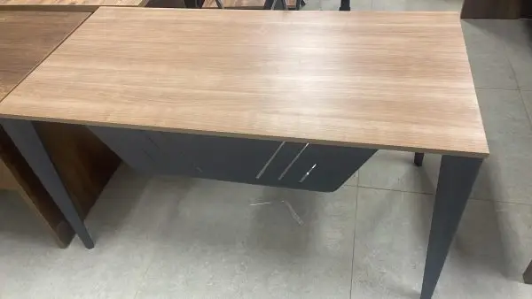 שולחן מנהל – דגם פולו