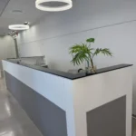 דלפק קבלה מעוצב עבור עסק- אורגד מגידו