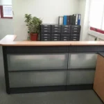 דלפק בתוך חלל משרדי- הקמה של אורגד מגידו